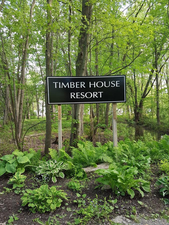 Timber House Resort Брайтон Экстерьер фото